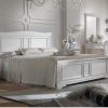 Letto matrimoniale classico in legno laccato bianco